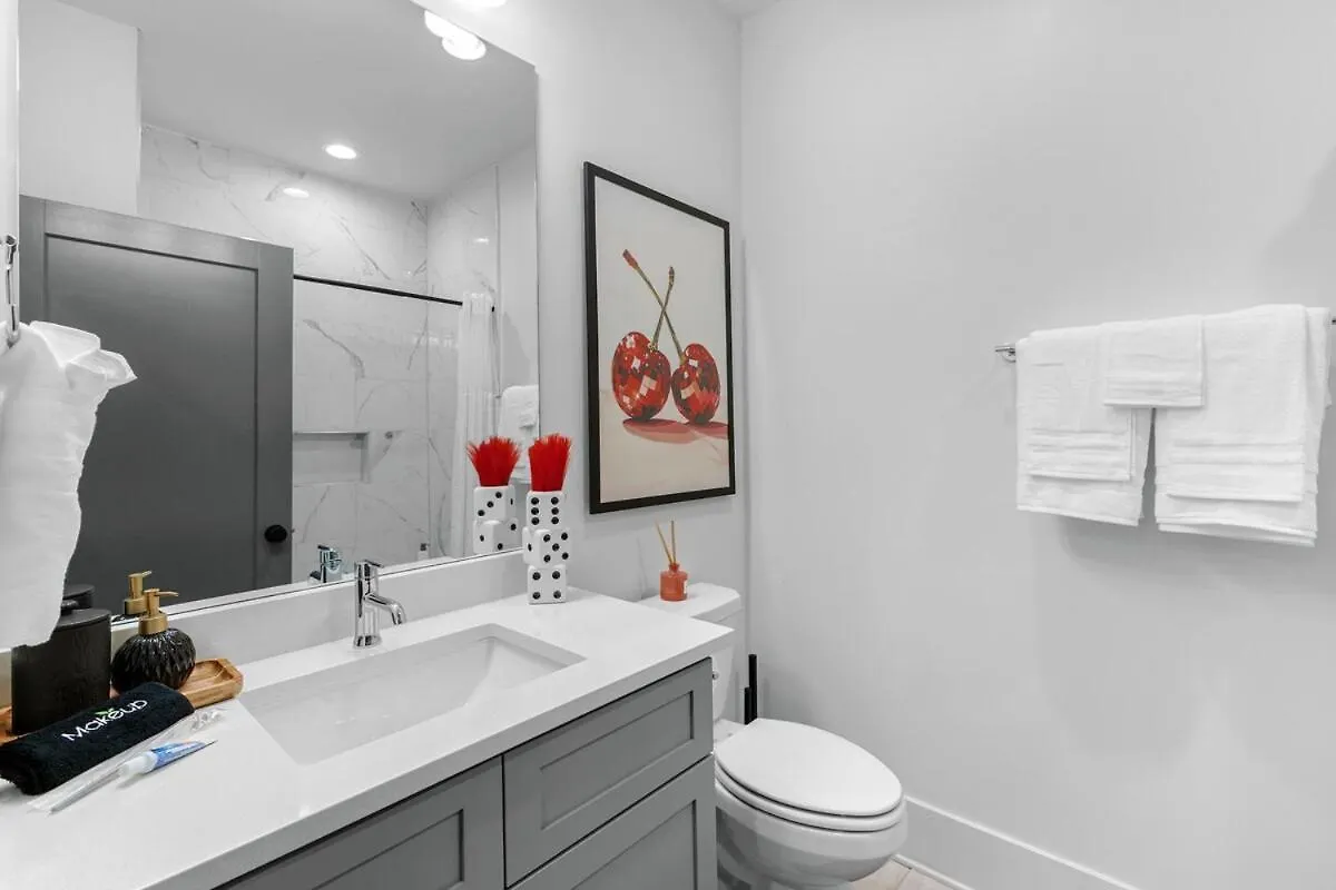 Holiday home 14 Bed Luxe Nashville Retreat With Game Room & Perfect For Large Groups!