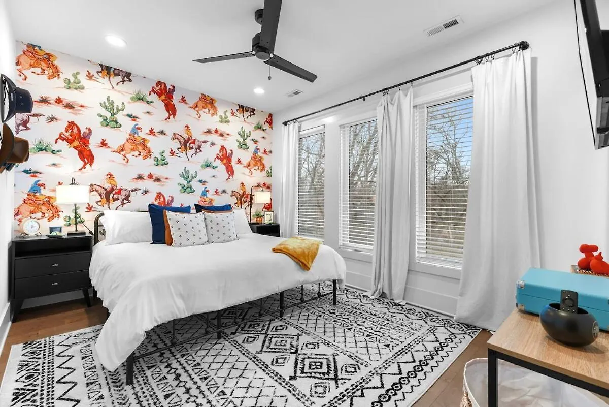 14 Bed Luxe Nashville Retreat With Game Room & Perfect For Large Groups! 0*,  United States