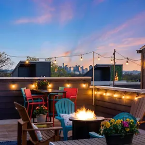 Dolly Partyon - Downtown Views - Rooftop - Groups Holiday home