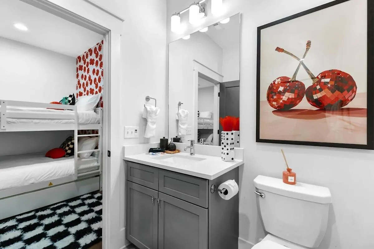 14 Bed Luxe Nashville Retreat With Game Room & Perfect For Large Groups! Dom wakacyjny